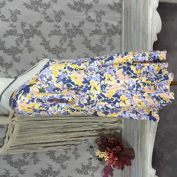 Torrid Floral Babydoll Tiered Top - Picture 6 of 13